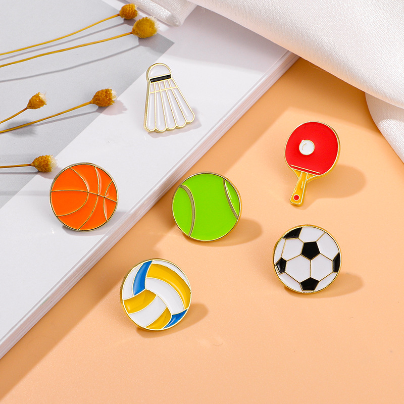 Football Cartoon Brooch Basket - Badminton Icon ulasan dan harga